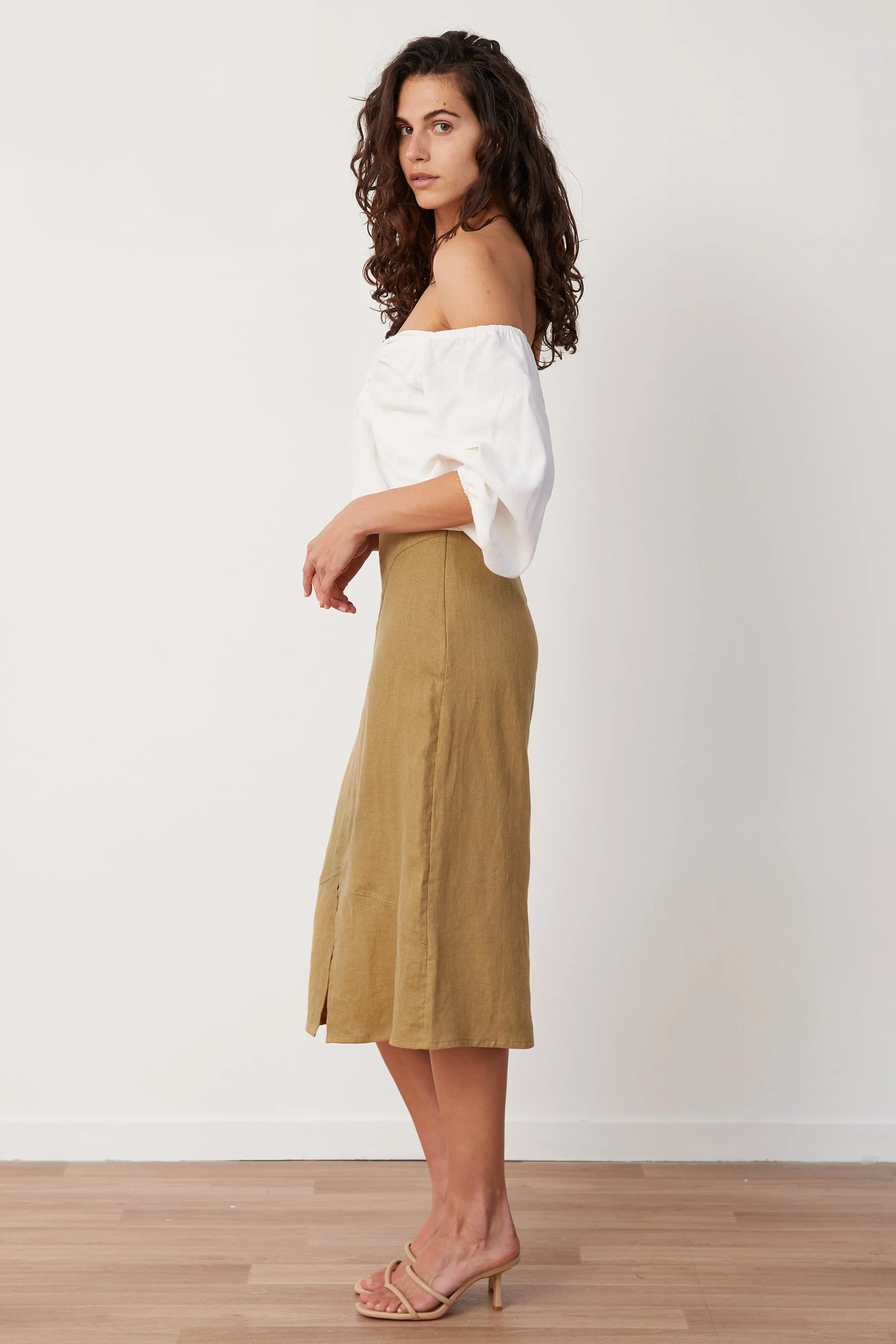 BAE | LAVIN MIDI SKIRT - ALMOND