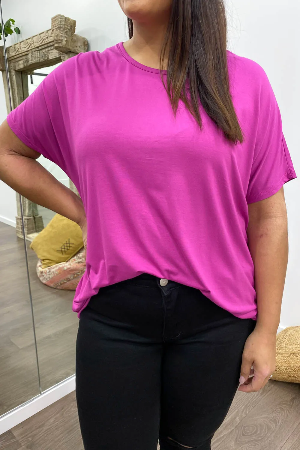 Kylie Tee