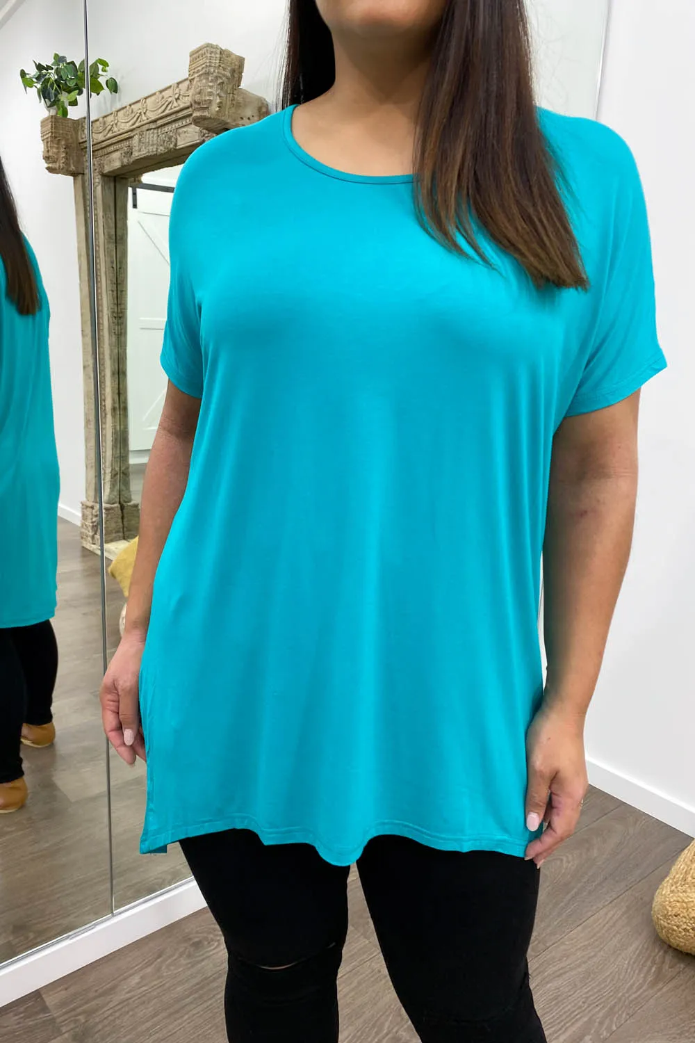 Kylie Tee