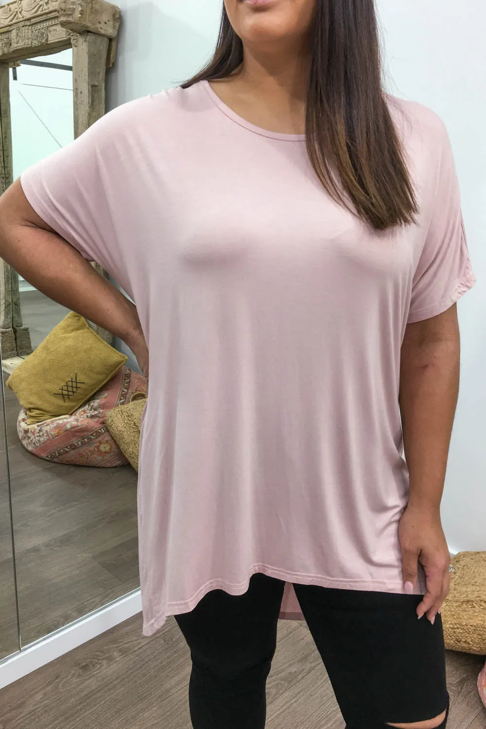 Kylie Tee