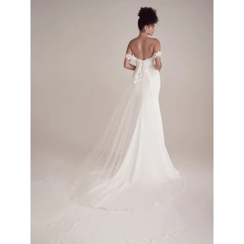 Maggie Sottero Byron Detachable Train