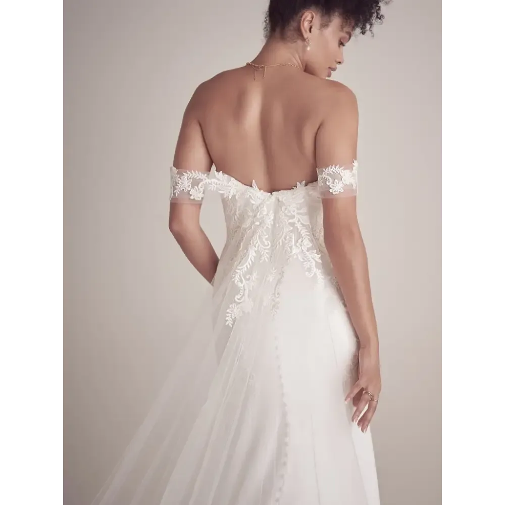Maggie Sottero Byron Detachable Train