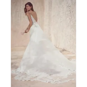 Maggie Sottero Fayette Detachable Train
