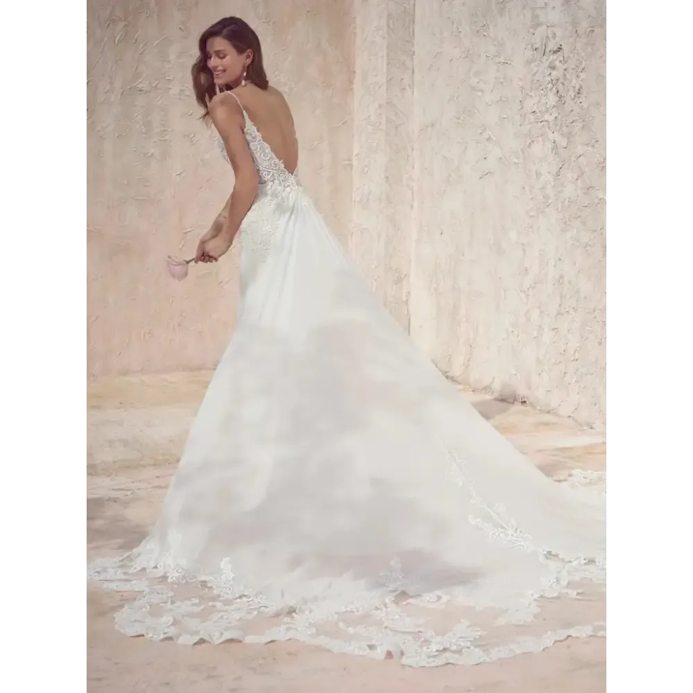 Maggie Sottero Fayette Detachable Train