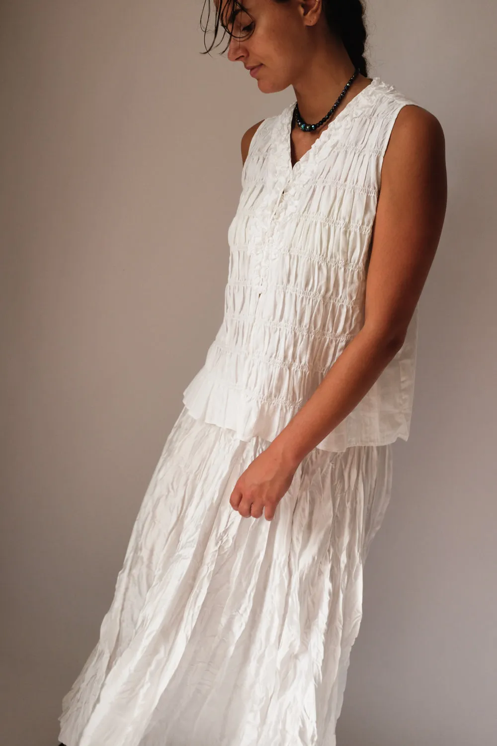 SATIN WHITE MAXI CRINKLED SKIRT