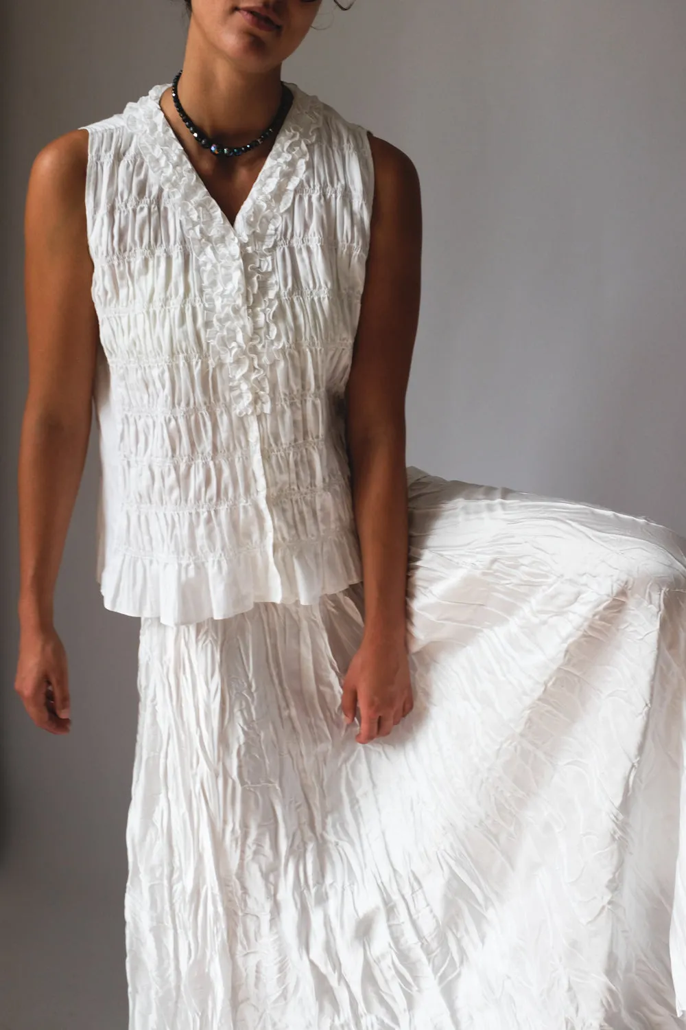 SATIN WHITE MAXI CRINKLED SKIRT