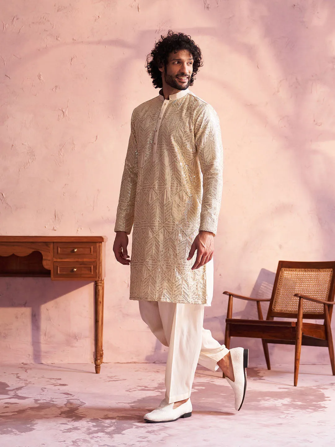 VASTRAMAY Men's Cream Georgette Kurta Set